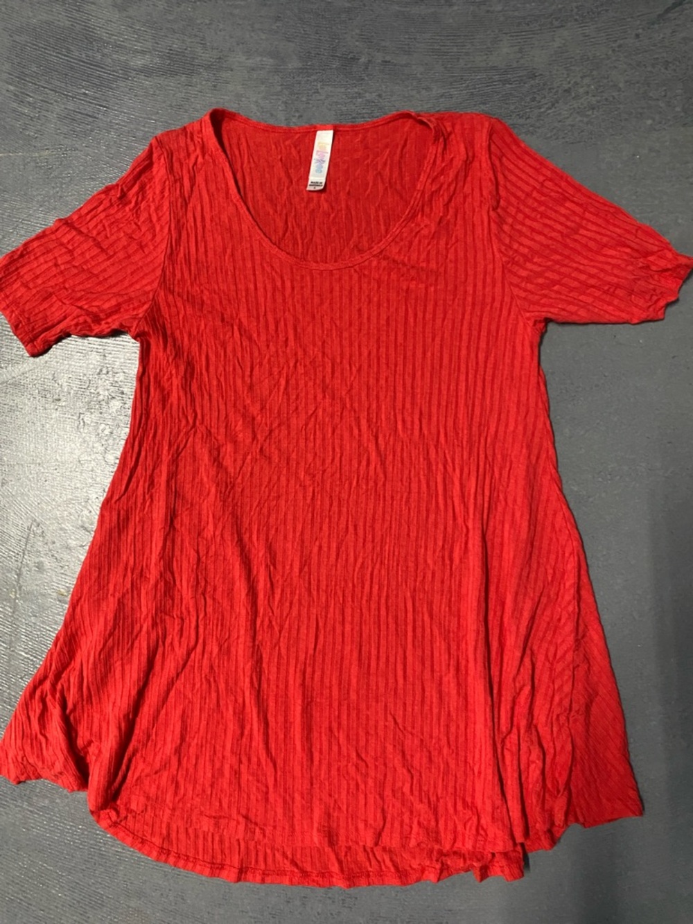 Women's Red Short-Sleeve luluRoe size small